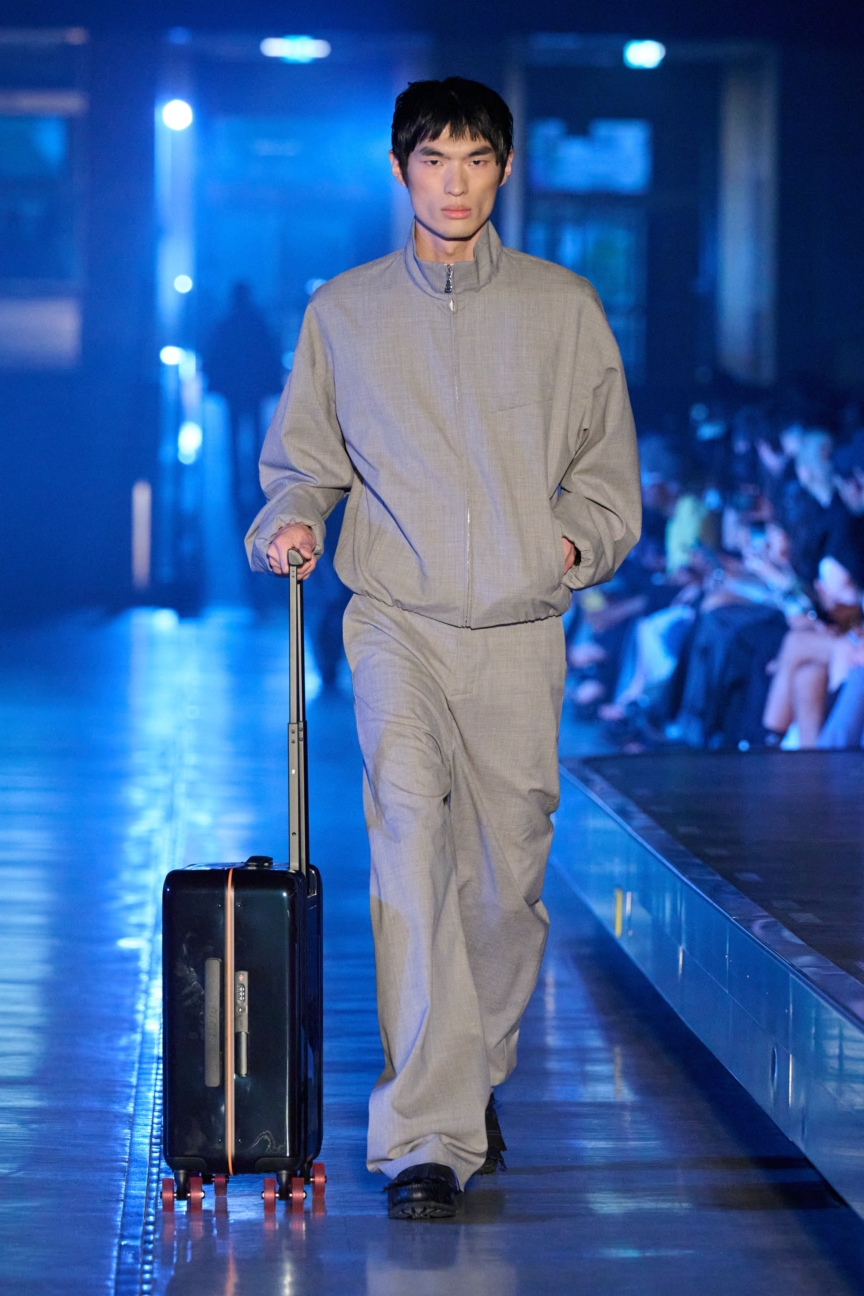 balletshofer_ss26_look012_by_-james-cochrane_for_bfw_press