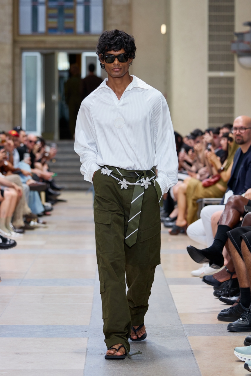 david-koma_ss26_runway10_by_finnegan_koichi_godenschweger_for_bfw_2zu3