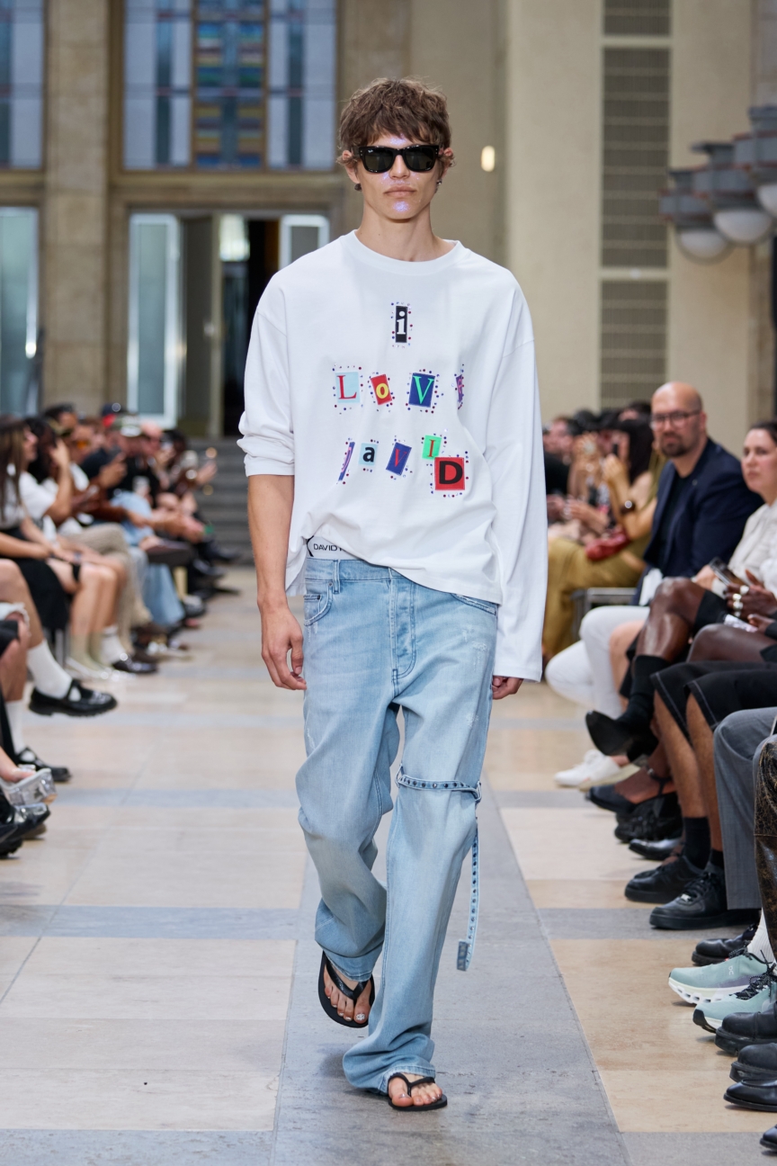 david-koma_ss26_runway6_by_finnegan_koichi_godenschweger_for_bfw_2zu3