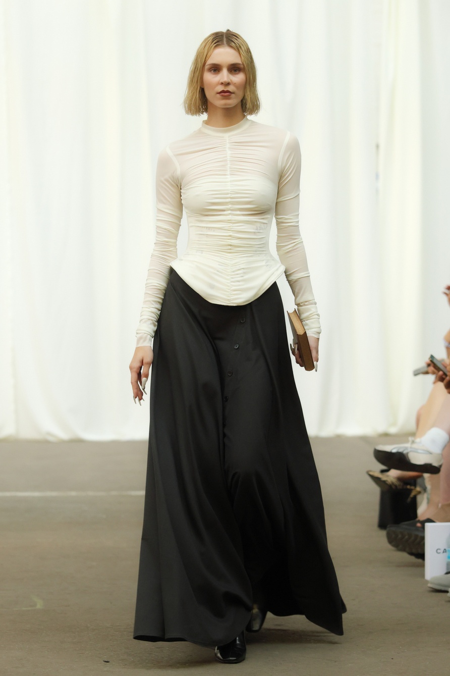 haderlump_ss26_look_03_press_by_boris-marberg_for_bfw