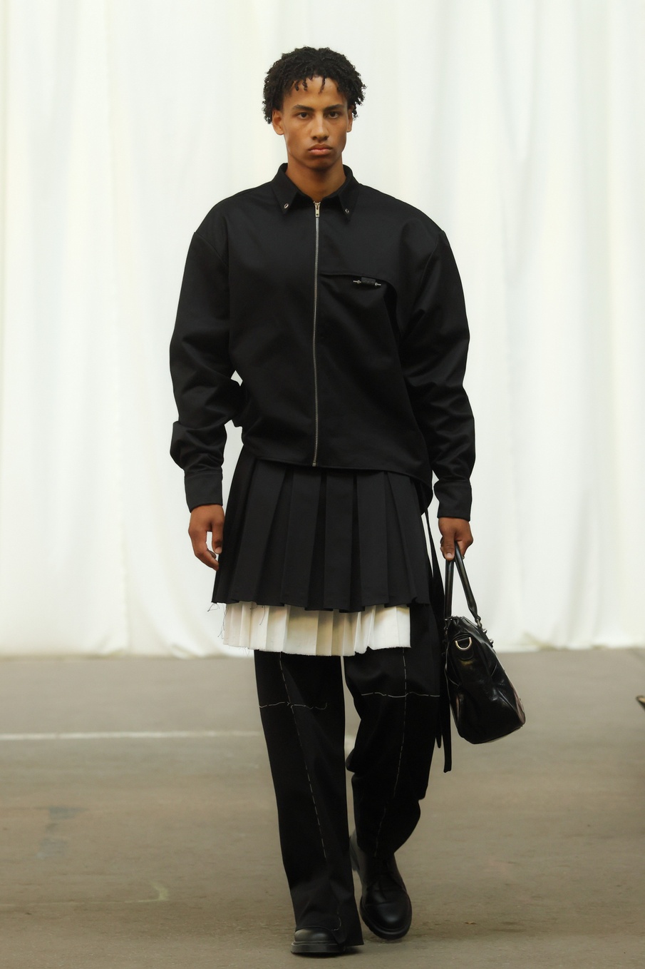 haderlump_ss26_look_04_press_by_boris-marberg_for_bfw