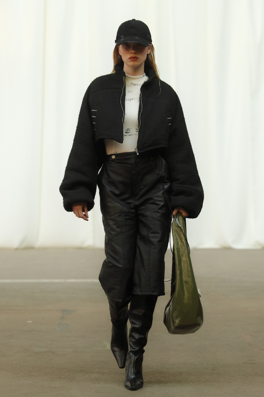 haderlump_ss26_look_18_press_by_boris-marberg_for_bfw