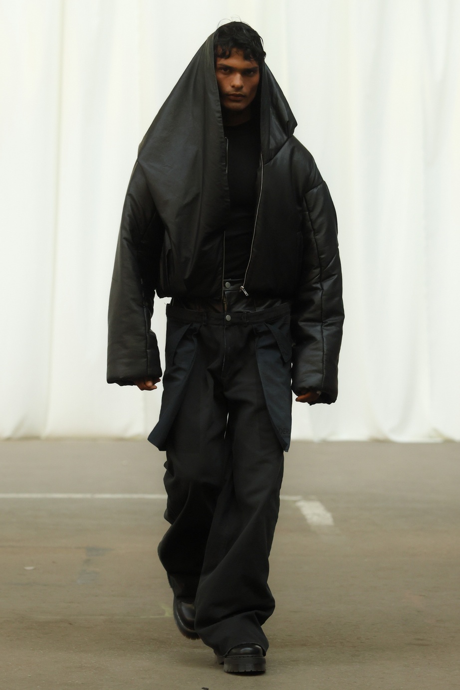 haderlump_ss26_look_19_press_by_boris-marberg_for_bfw