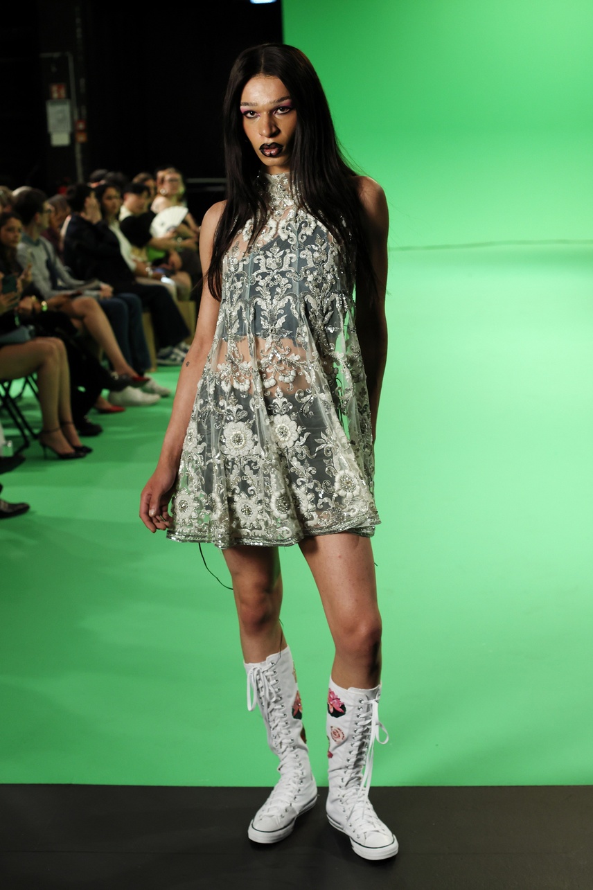 kitschy_couture_ss26_look_09_press_by_boris-marberg_for_bfw