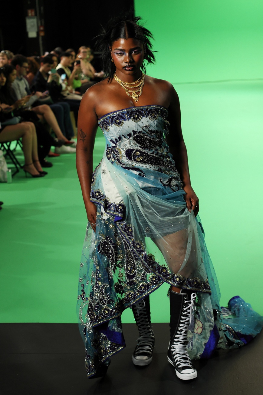 kitschy_couture_ss26_look_18_press_by_boris-marberg_for_bfw