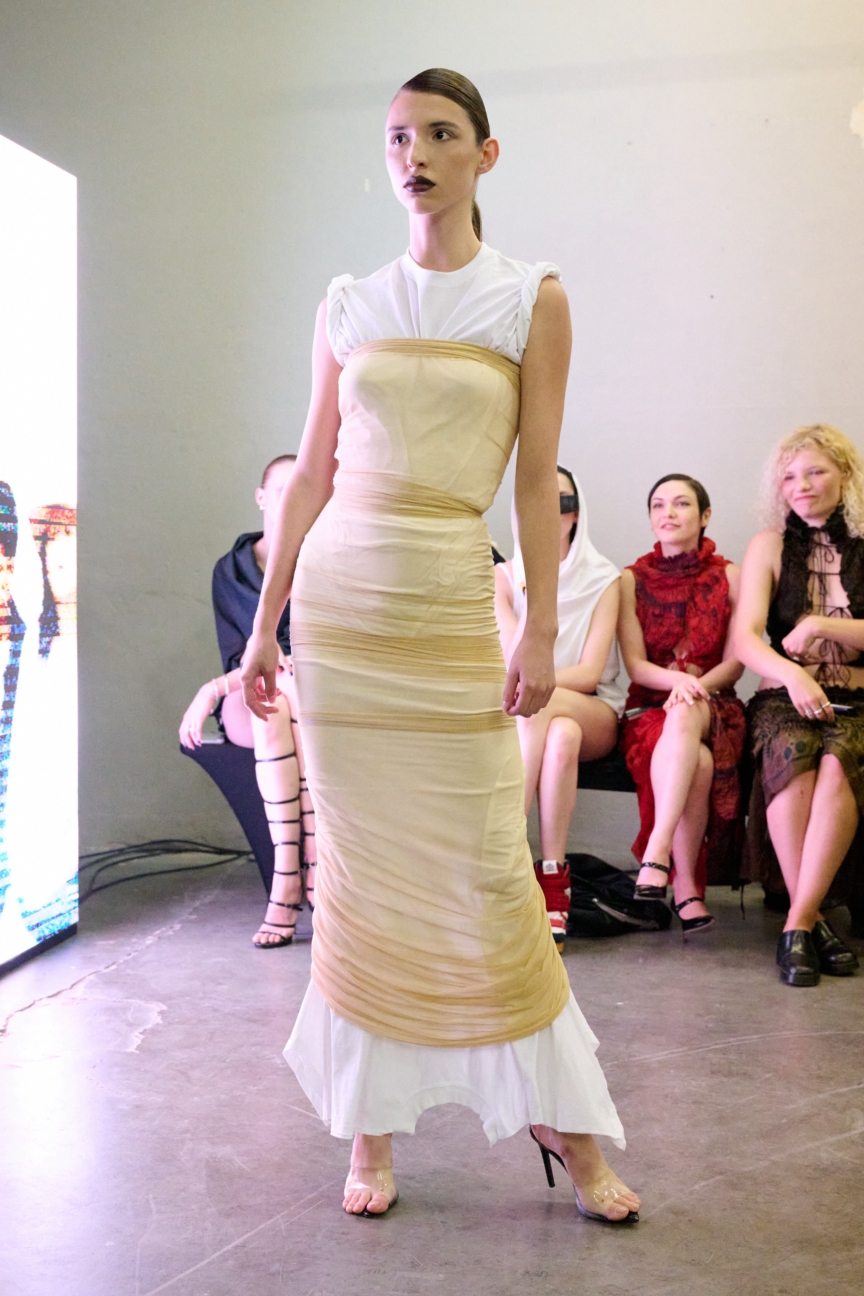 laura-gerte_ss26_look014_by_-james-cochrane_for_bfw_press