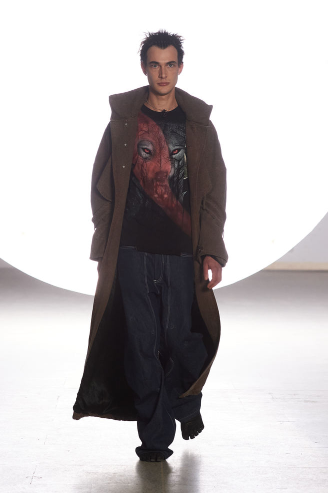 lueder_aw24_look013_by_james_cochrane_for_bfw