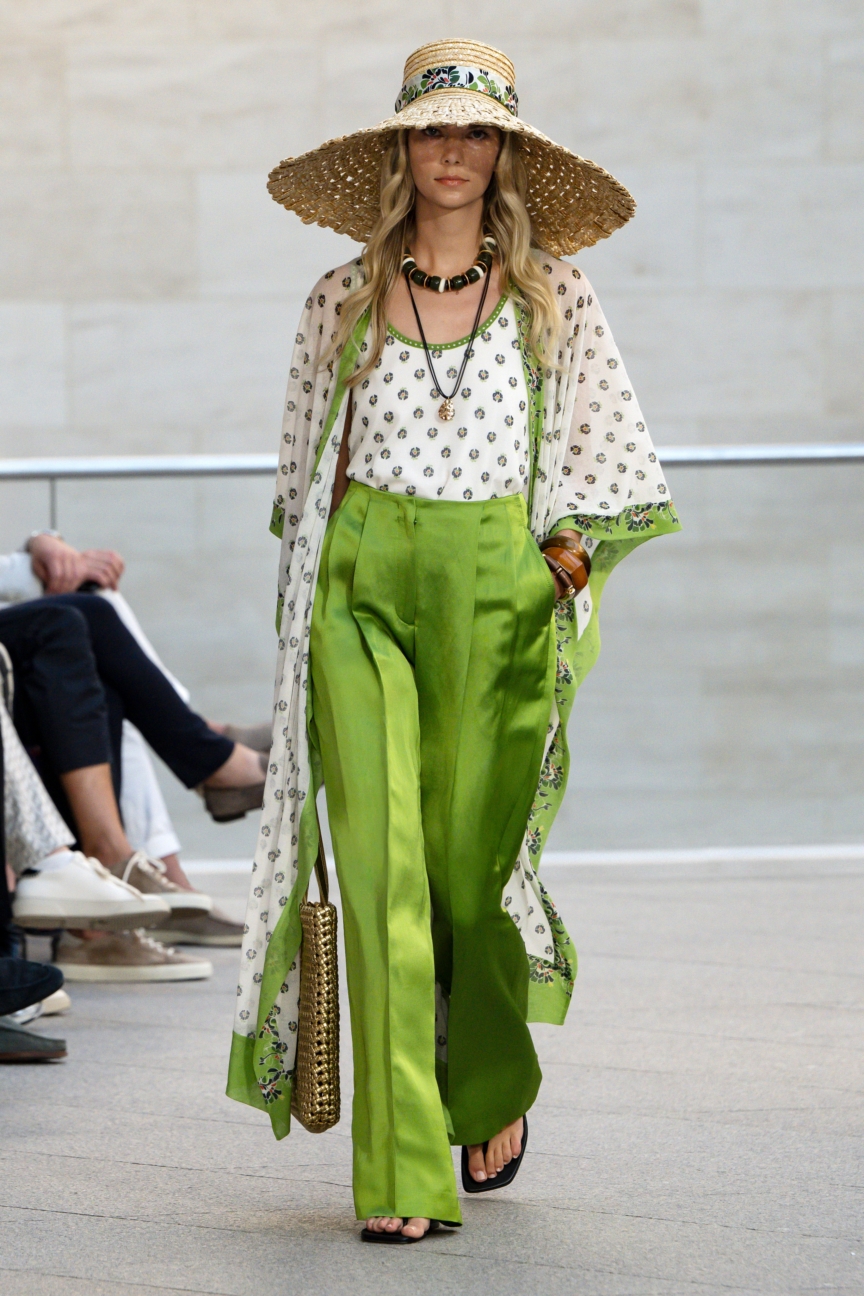 marc_cain_ss26_runway34_by_stefan_knauer_for_bfw