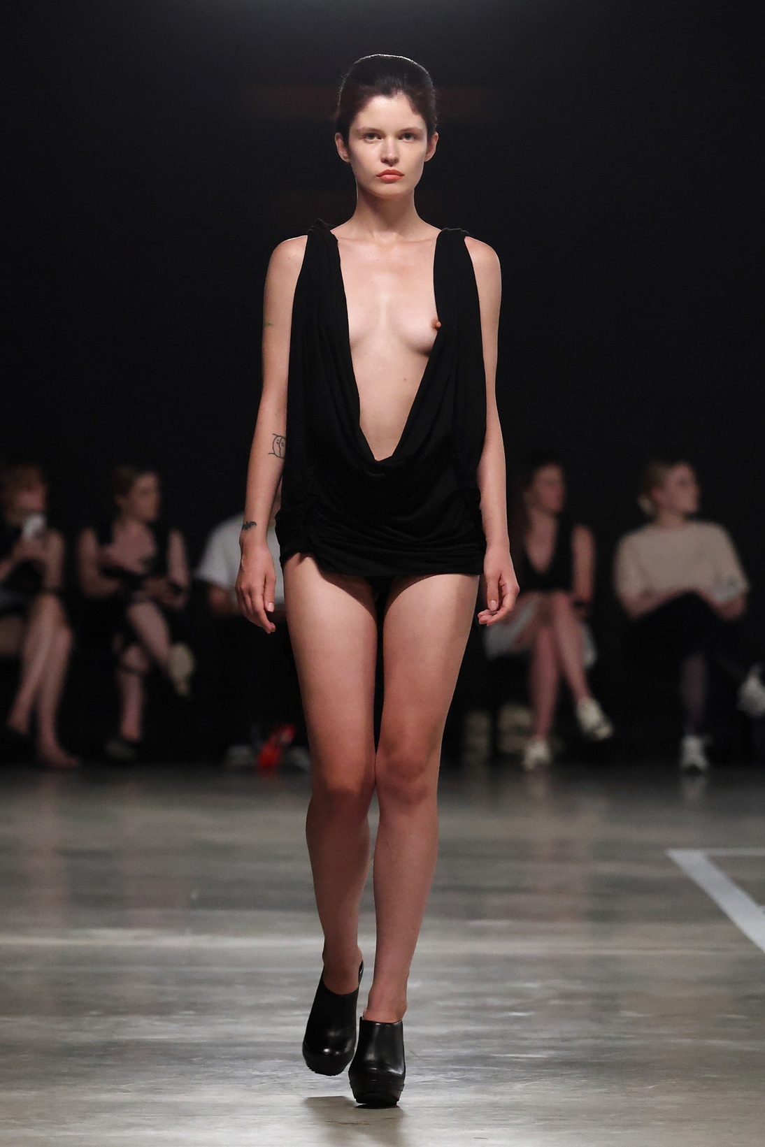 sia_arnika_ss26_look_26_press_by_boris-marberg_for_bfw