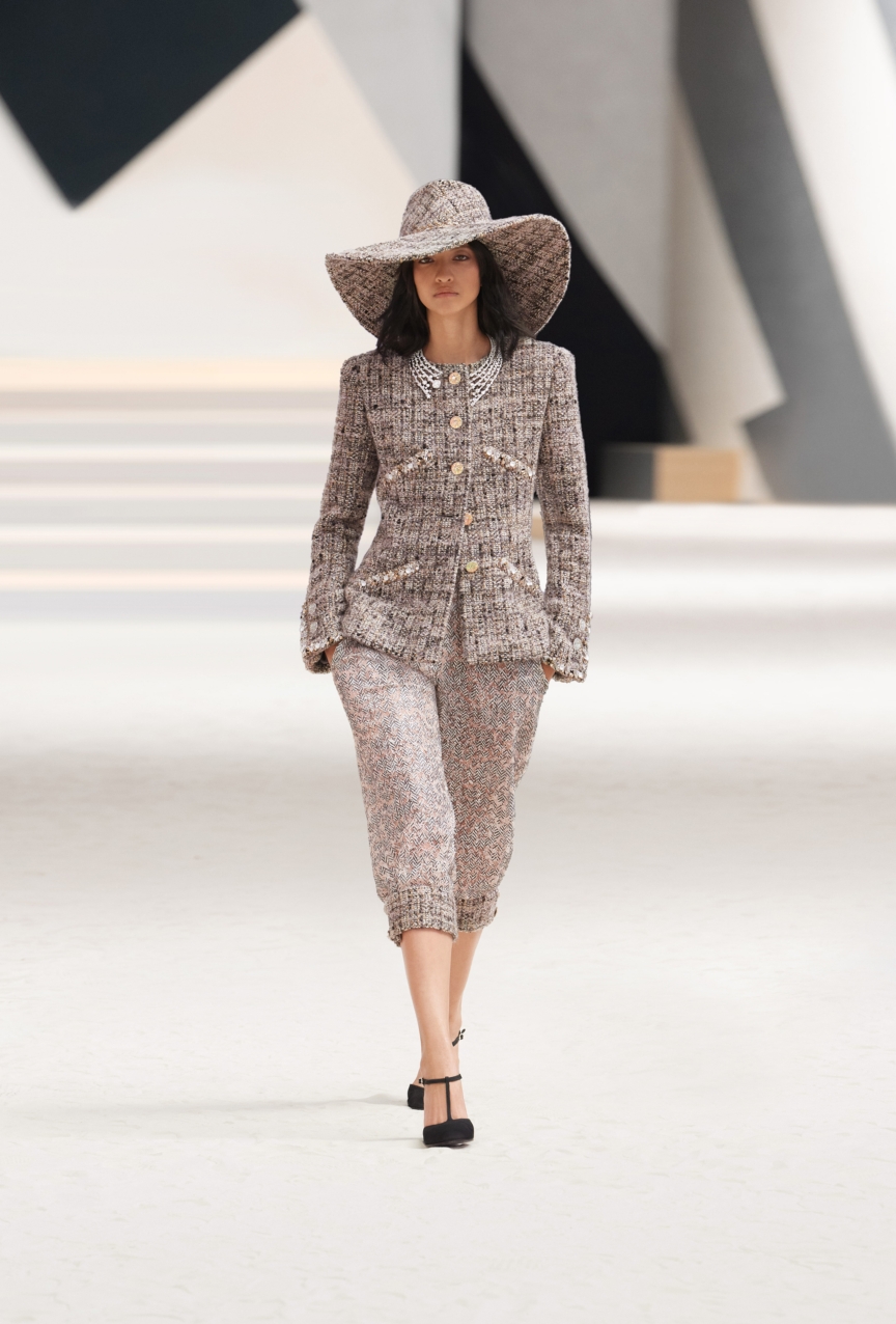 chanel_look_007_fw_2022_23_hc_collection1-hd