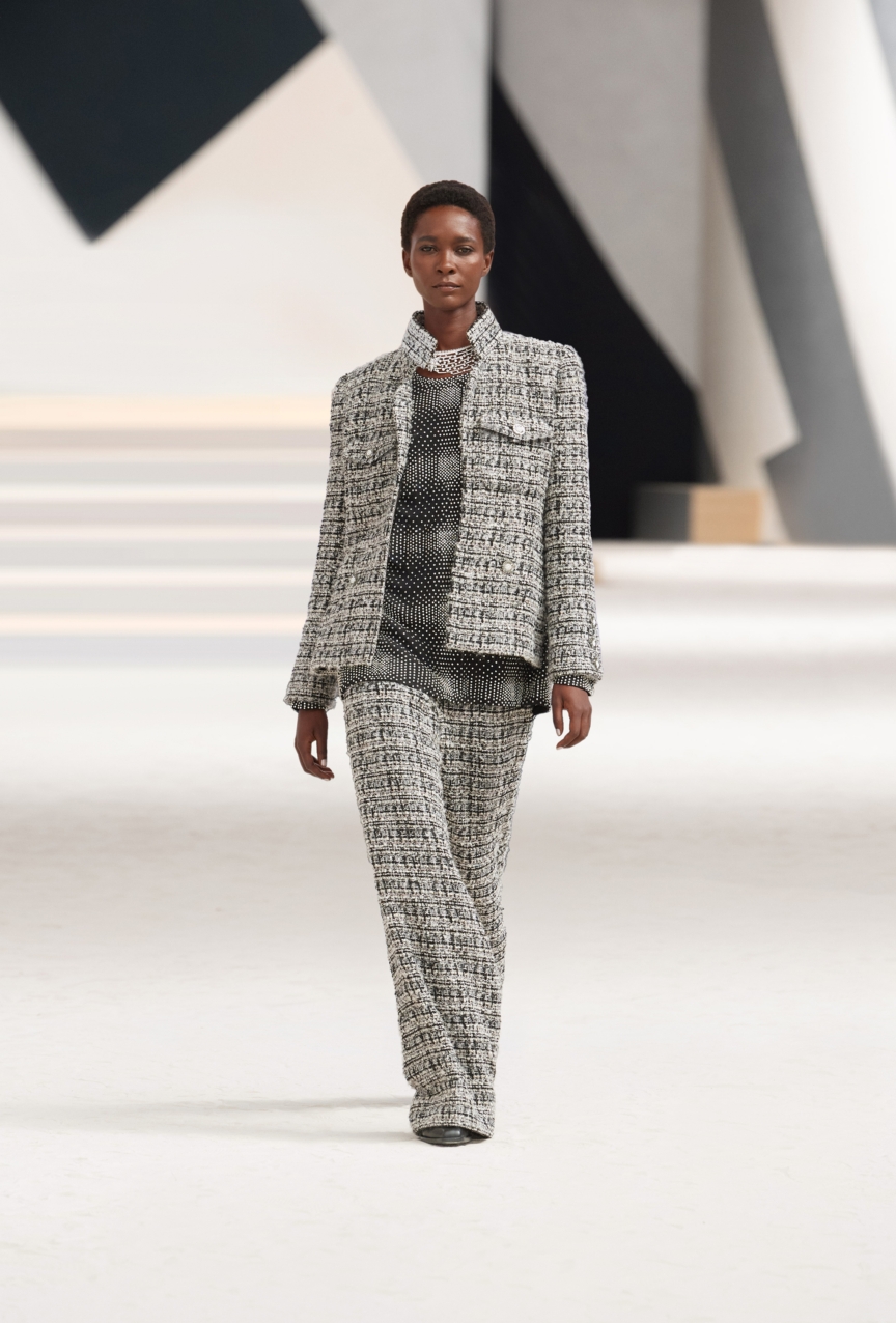 chanel_look_008_fw_2022_23_hc_collection1-hd