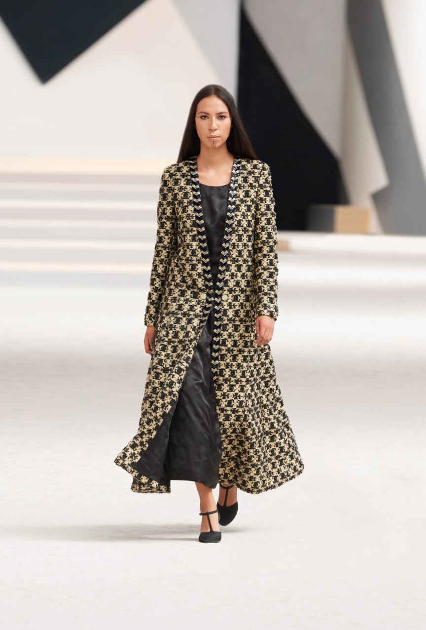 chanel_look_018_fw_2022_23_hc_collection1-hd