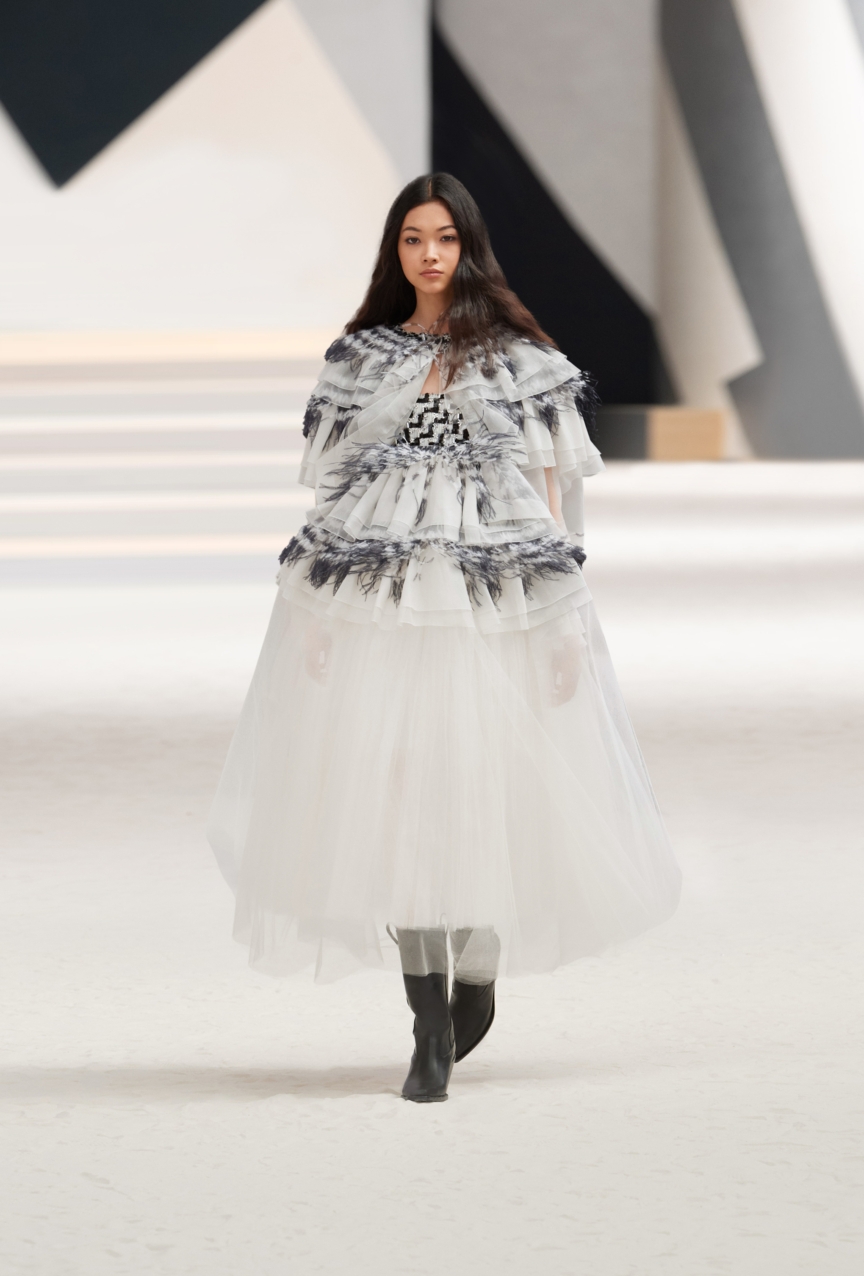 chanel_look_033_fw_2022_23_hc_collection1-hd