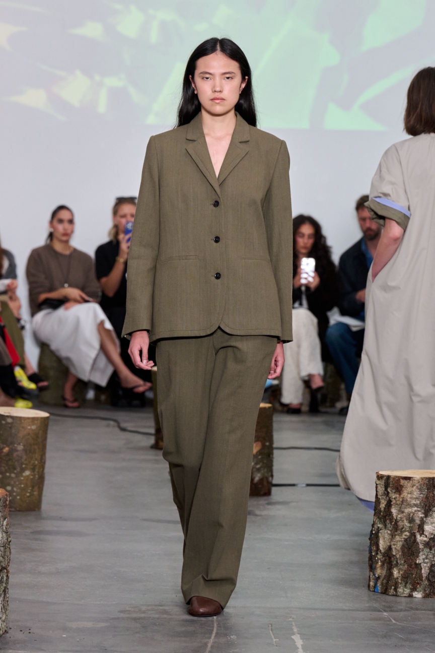 ss26-copenhagen-fashion-week-aiayu-runway-2x3-james-cochrane-15