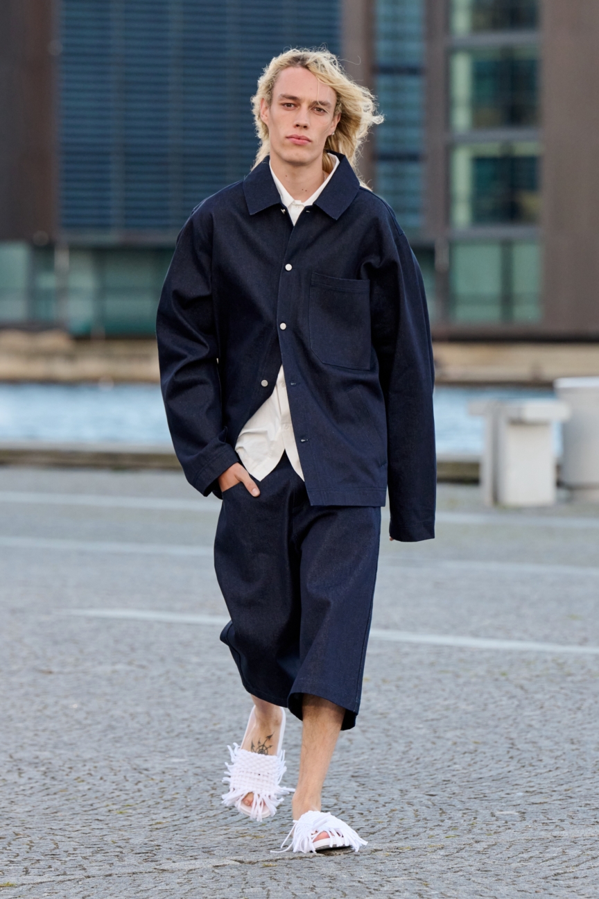 ss26-copenhagen-fashion-week-alis-runway-2x3-james-cochrane-21