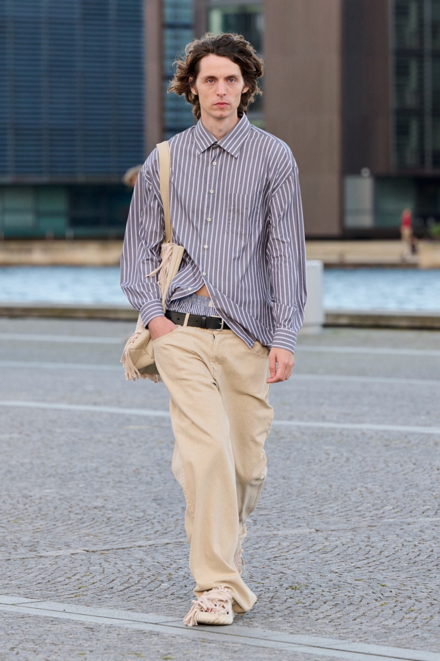 ss26-copenhagen-fashion-week-alis-runway-2x3-james-cochrane-28