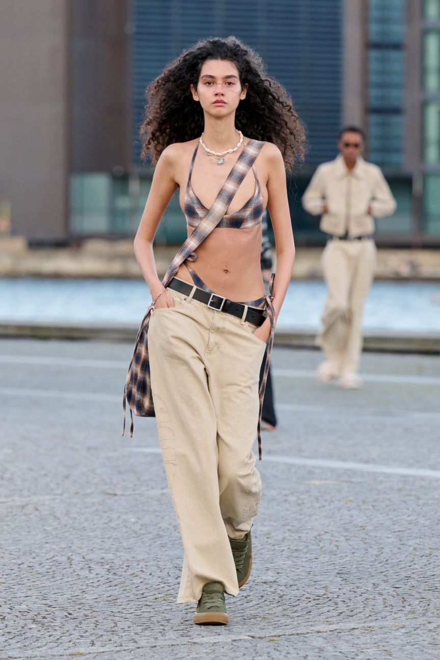 ss26-copenhagen-fashion-week-alis-runway-2x3-james-cochrane-4