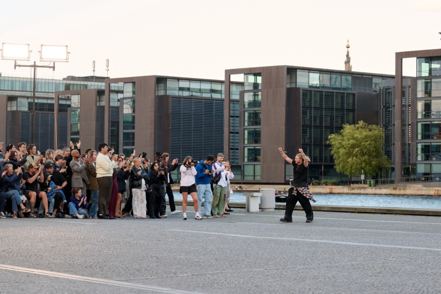 ss26-copenhagen-fashion-week-alis-runway-4x5-james-cochrane-37
