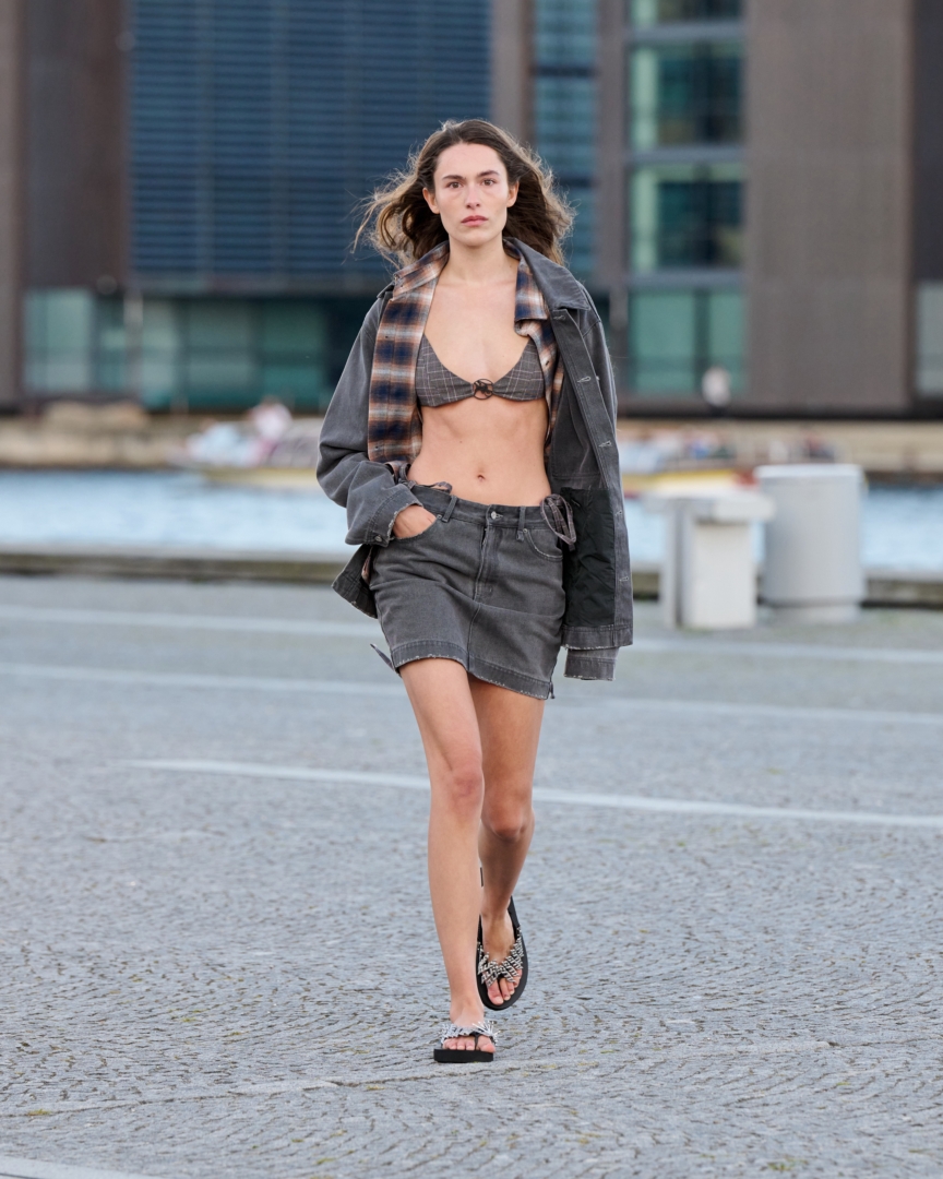 ss26-copenhagen-fashion-week-alis-runway-4x5-james-cochrane-7