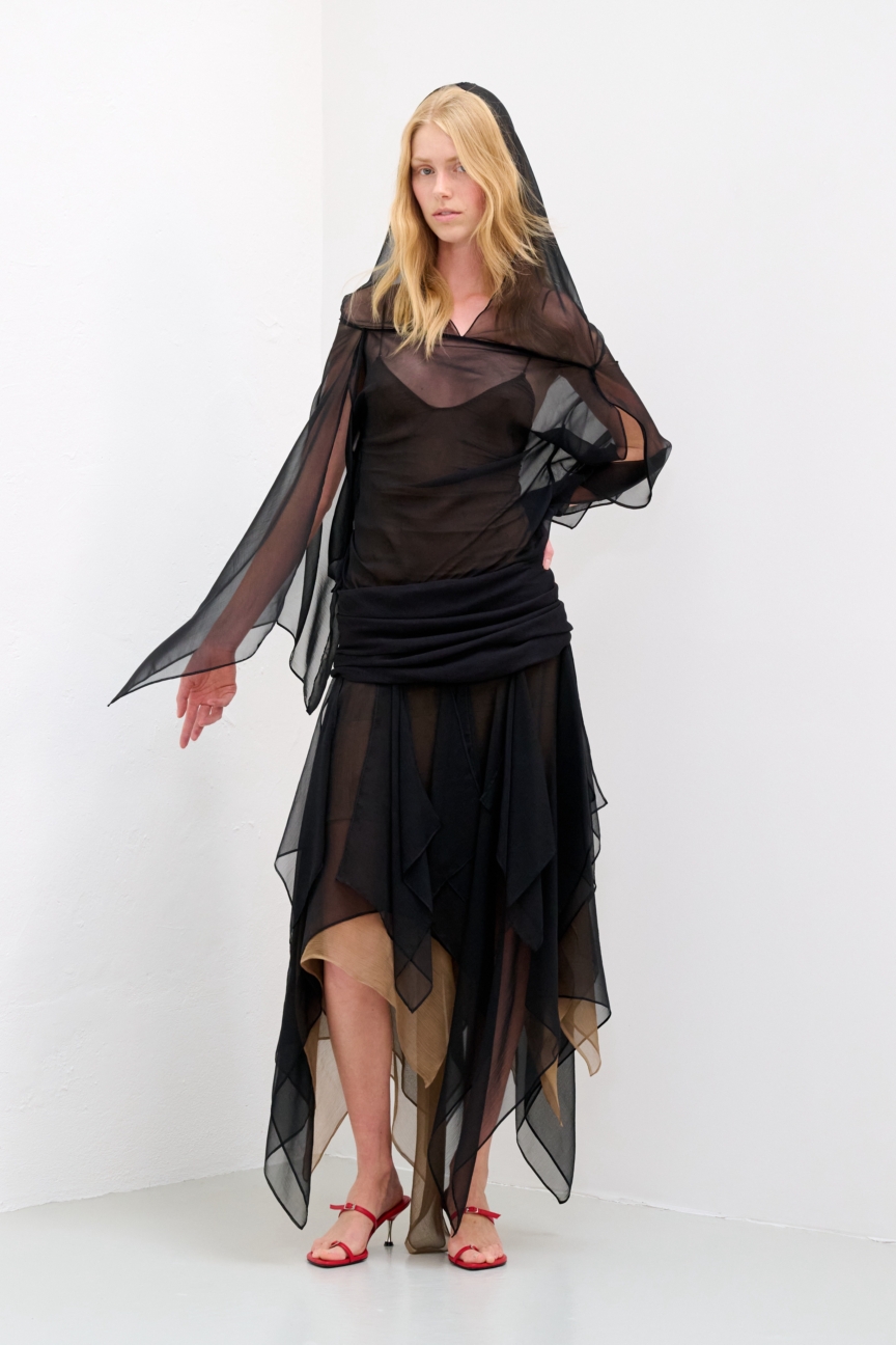 ss26-copenhagen-fashion-week-anne-sofie-madsen-runway-2x3-james-cochrane-3