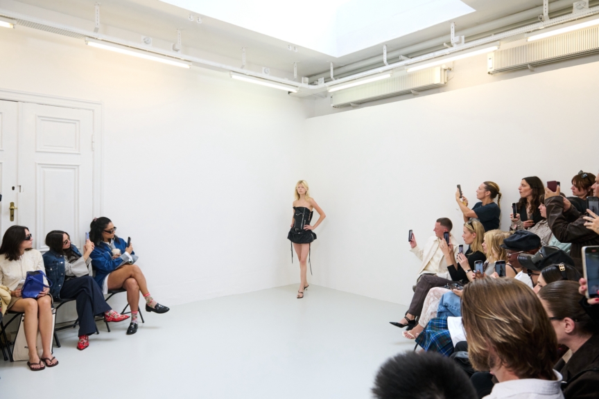 ss26-copenhagen-fashion-week-anne-sofie-madsen-runway-4x5-james-cochrane-21