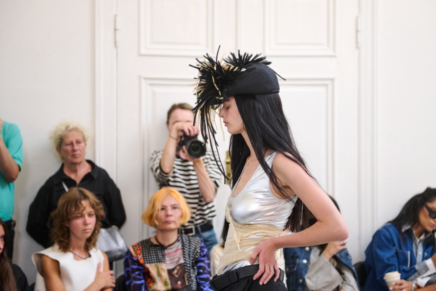 ss26-copenhagen-fashion-week-anne-sofie-madsen-runway-4x5-james-cochrane-27