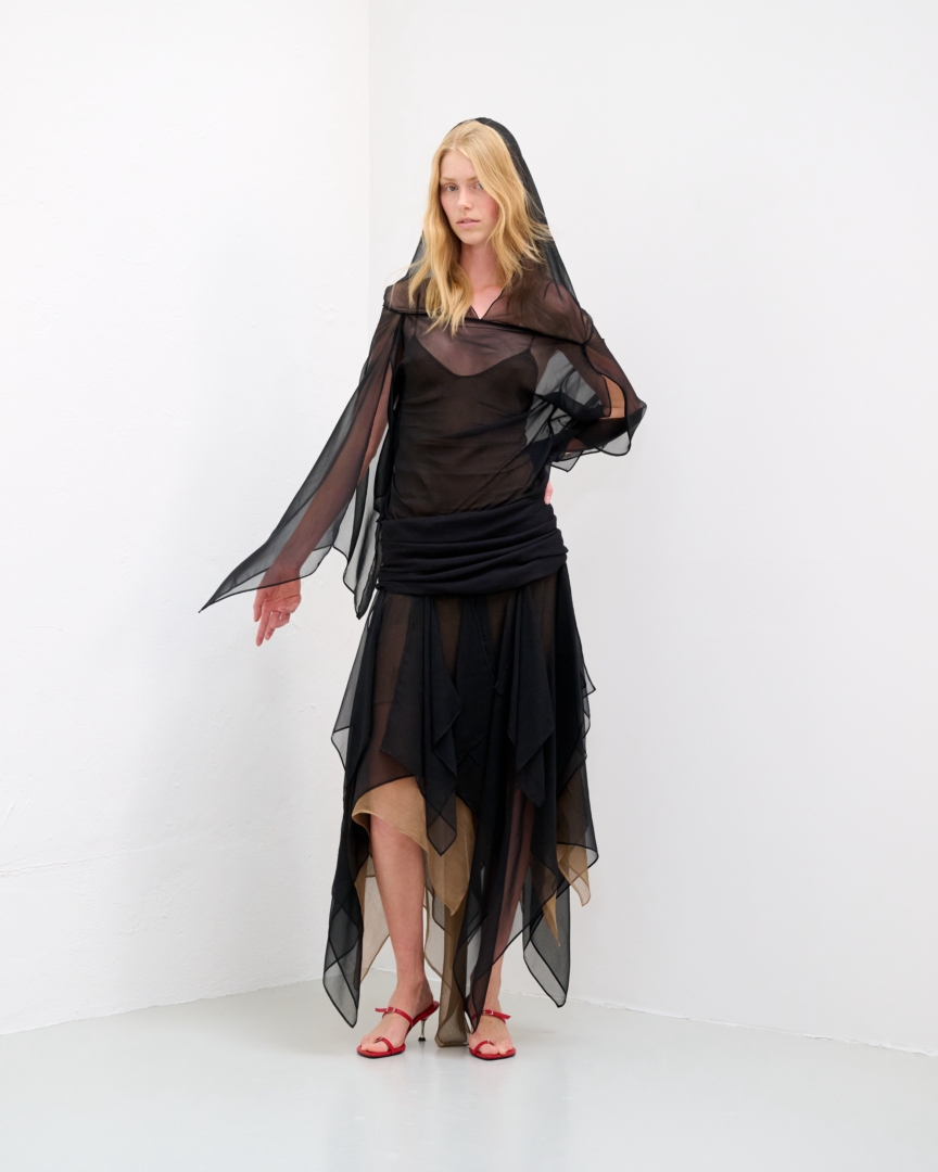 ss26-copenhagen-fashion-week-anne-sofie-madsen-runway-4x5-james-cochrane-3