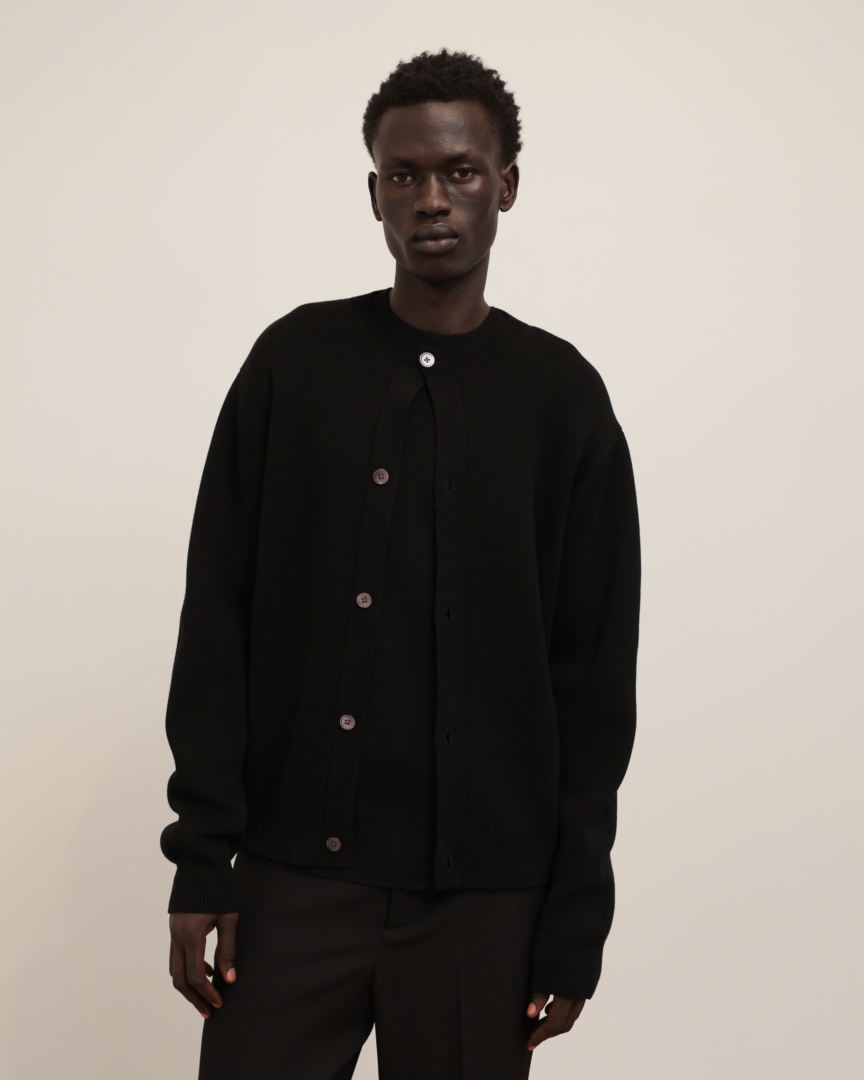 ss26-copenhagen-fashion-week-berner-kuhl-runway-4x5-james-cochrane-27
