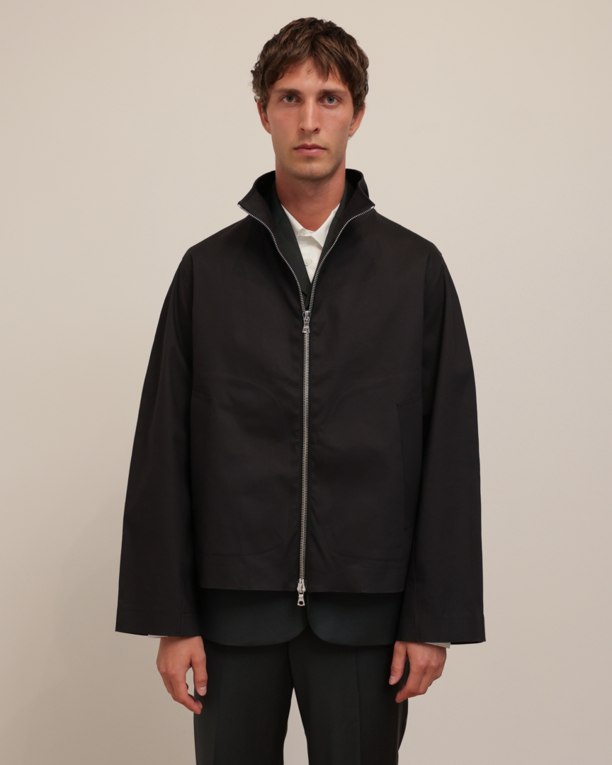 ss26-copenhagen-fashion-week-berner-kuhl-runway-4x5-james-cochrane-44