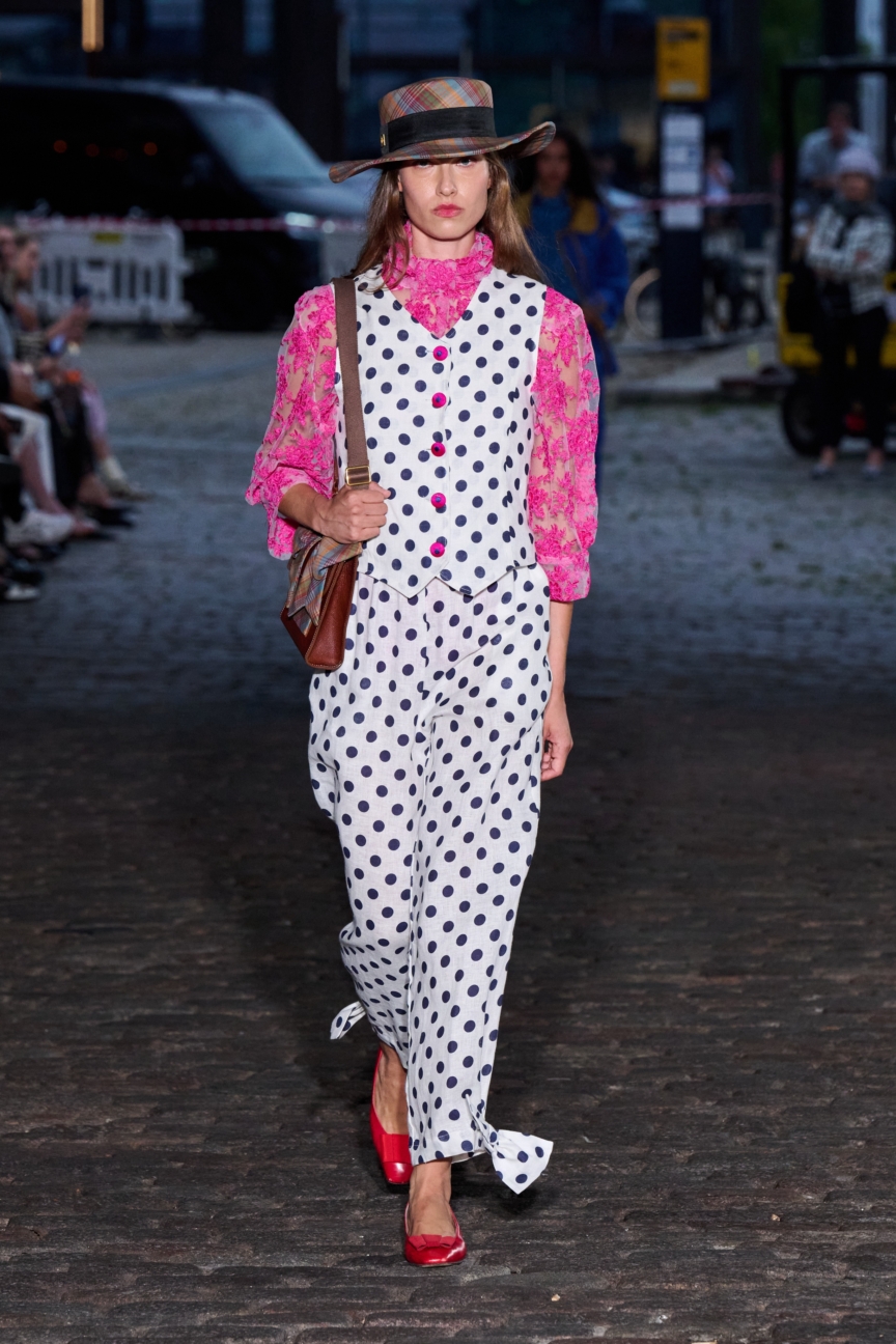 ss26-copenhagen-fashion-week-caro-editions-runway-2x3-james-cochrane-17