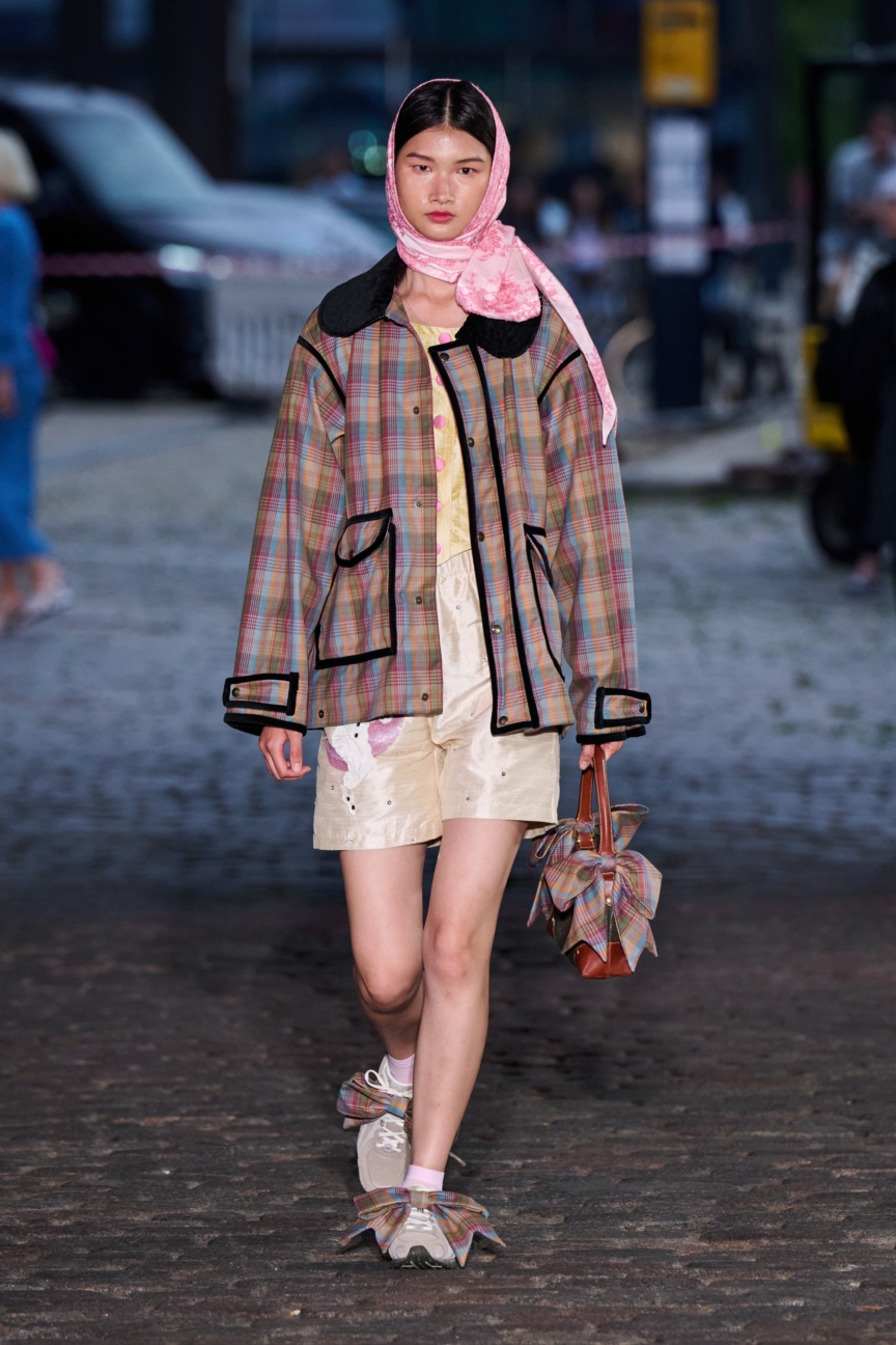ss26-copenhagen-fashion-week-caro-editions-runway-2x3-james-cochrane-21