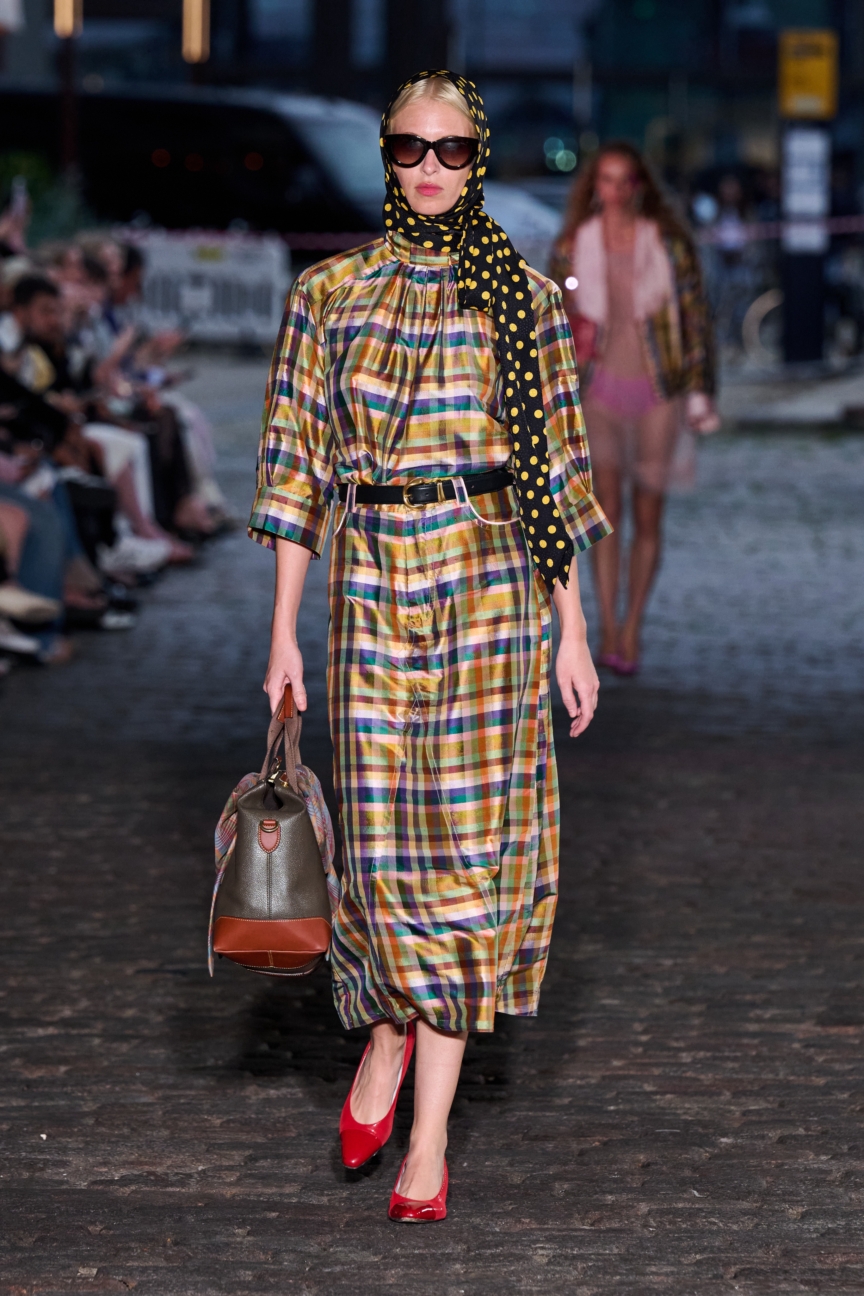 ss26-copenhagen-fashion-week-caro-editions-runway-2x3-james-cochrane-23