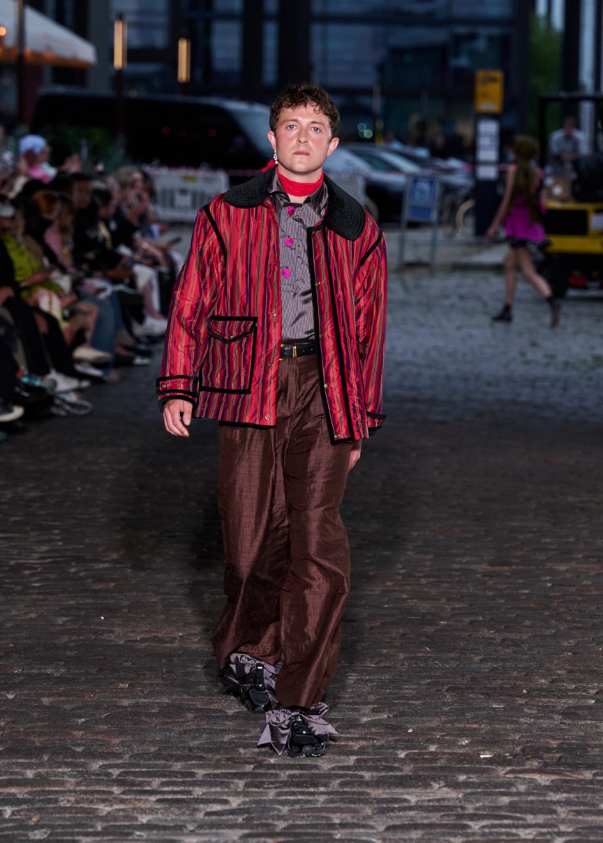 ss26-copenhagen-fashion-week-caro-editions-runway-4x5-james-cochrane-15