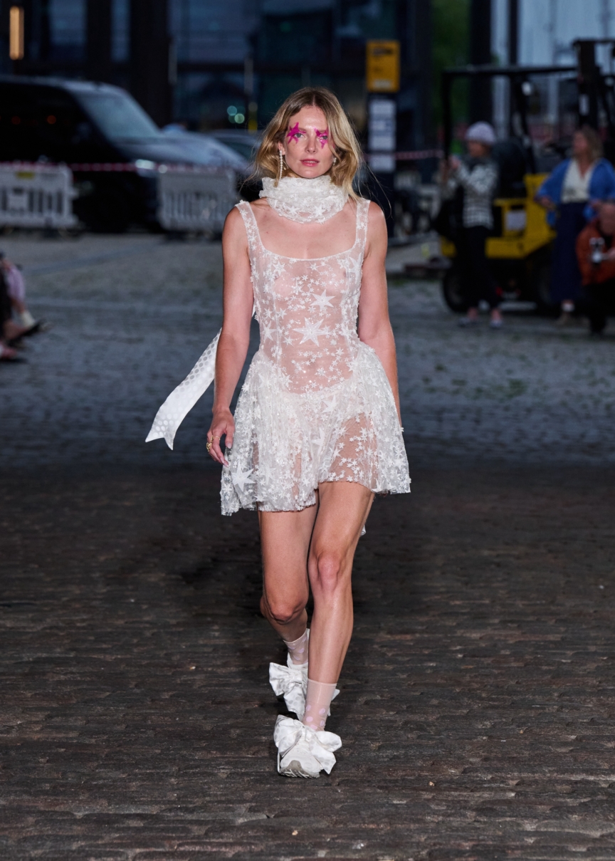 ss26-copenhagen-fashion-week-caro-editions-runway-4x5-james-cochrane-32