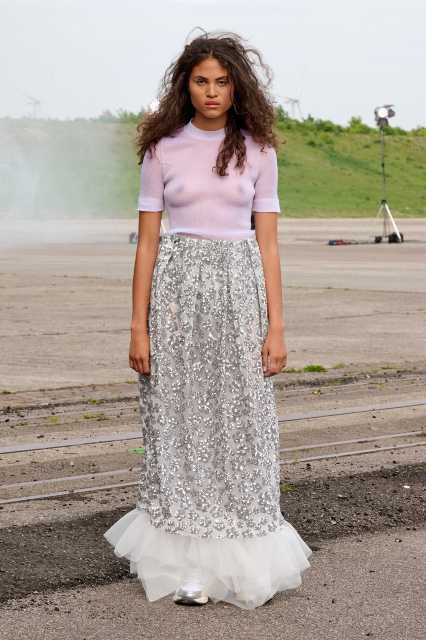 ss26-copenhagen-fashion-week-cecilie-bahnsen-runway-2x3-james-cochrane-6