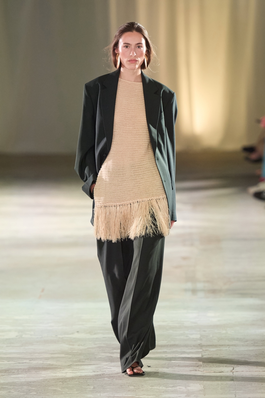 ss26-copenhagen-fashion-week-cmmn-swdn-runway-2x3-james-cochrane-1