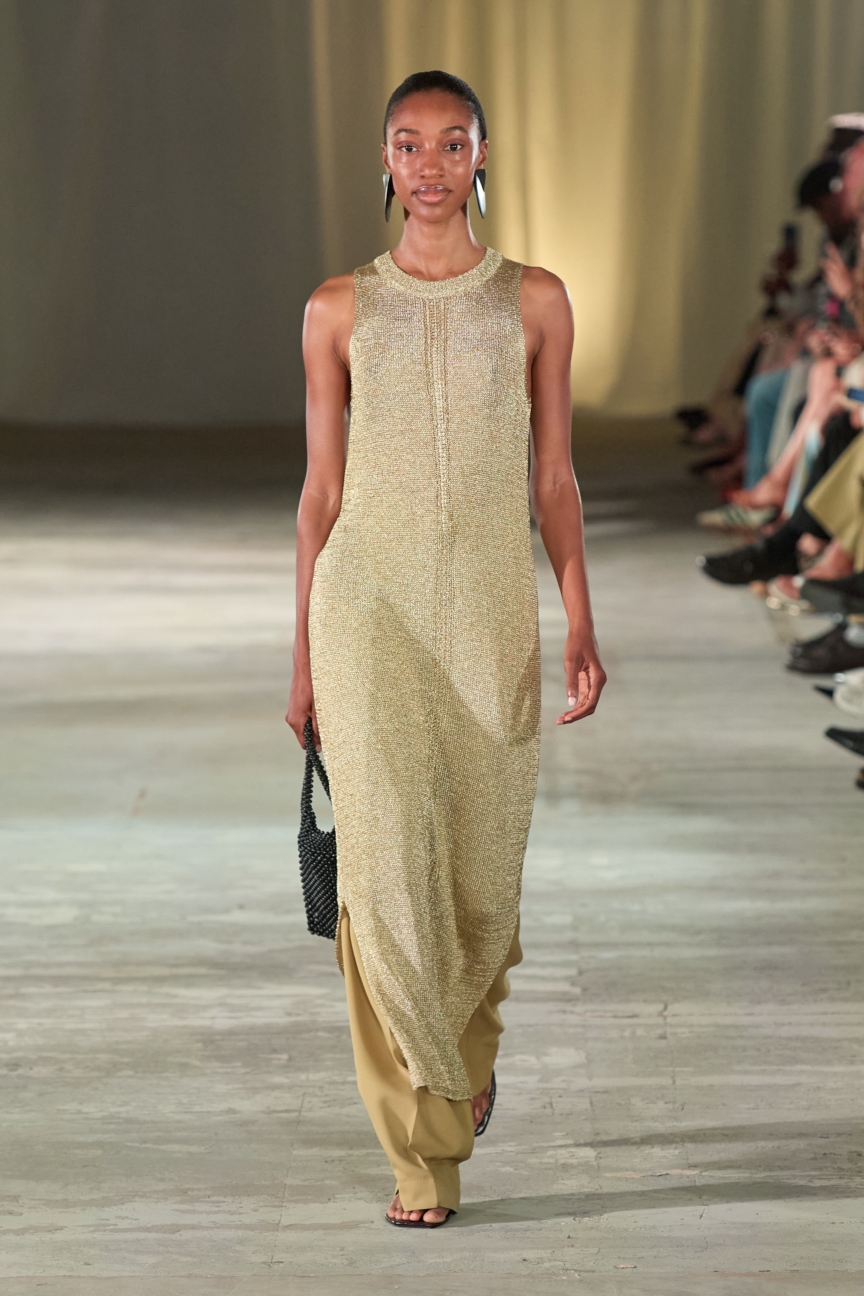 ss26-copenhagen-fashion-week-cmmn-swdn-runway-2x3-james-cochrane-15