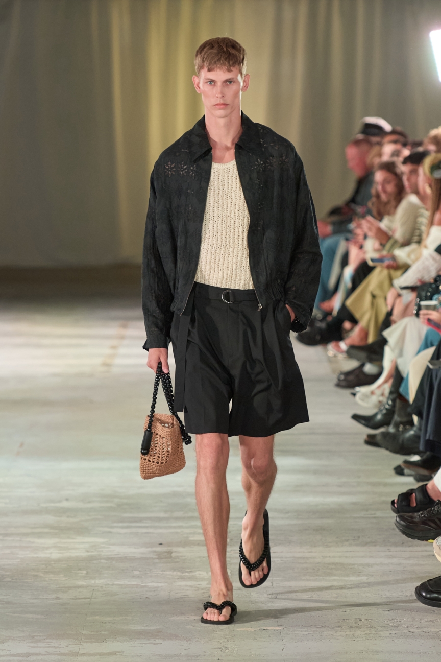 ss26-copenhagen-fashion-week-cmmn-swdn-runway-2x3-james-cochrane-24