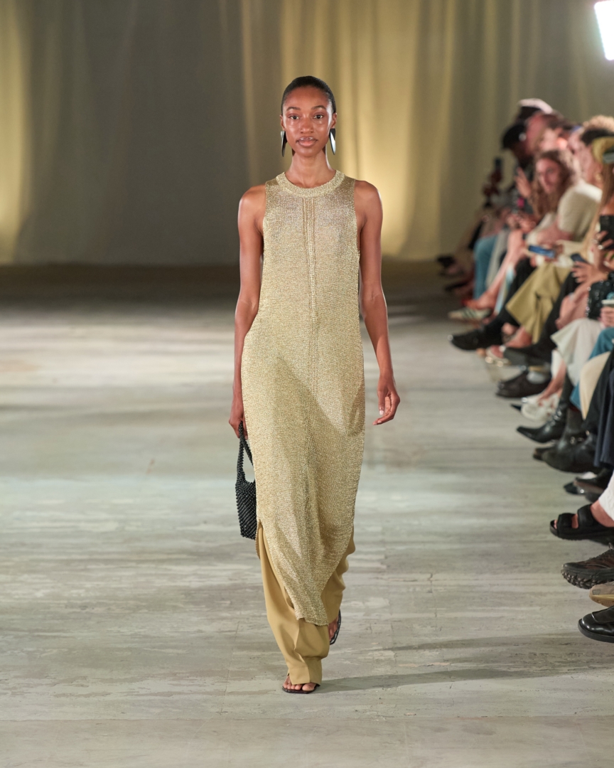 ss26-copenhagen-fashion-week-cmmn-swdn-runway-4x5-james-cochrane-14