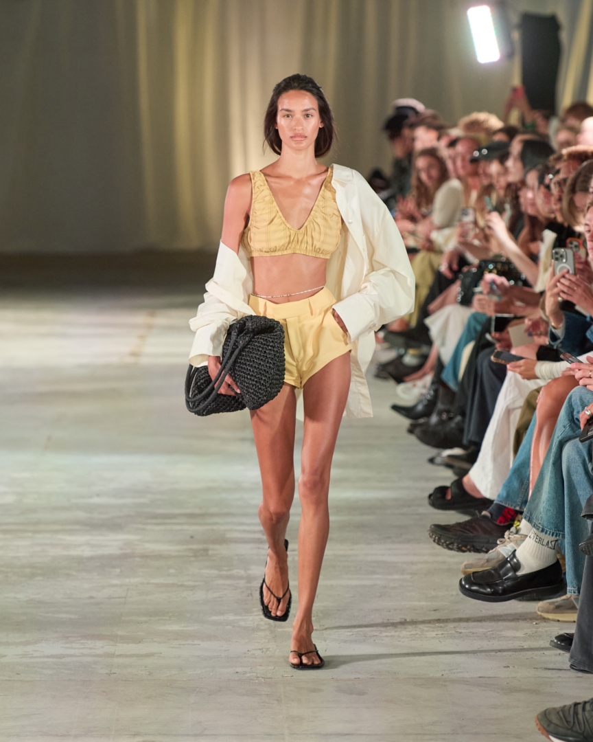 ss26-copenhagen-fashion-week-cmmn-swdn-runway-4x5-james-cochrane-4