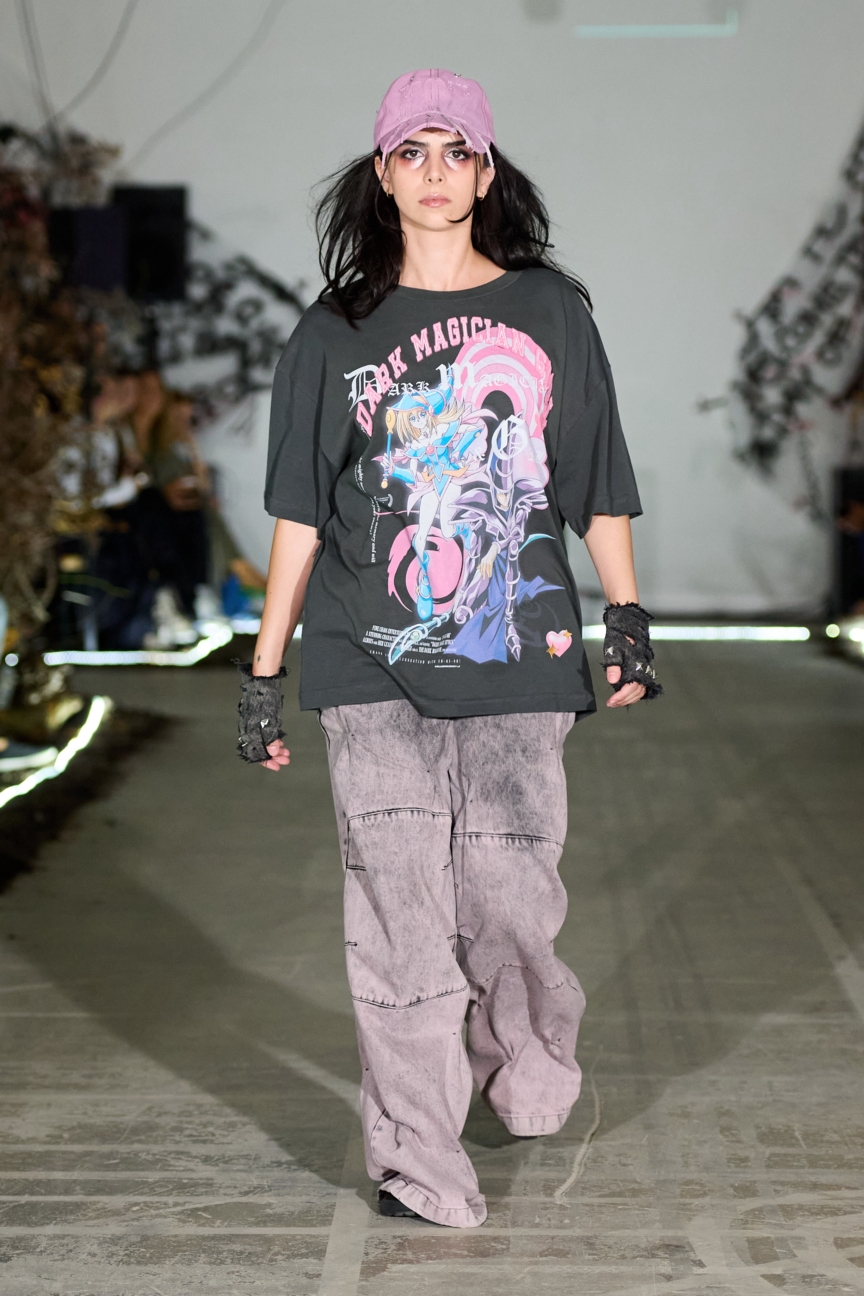 ss26-copenhagen-fashion-week-fine-chaos-runway-2x3-james-cochrane-3