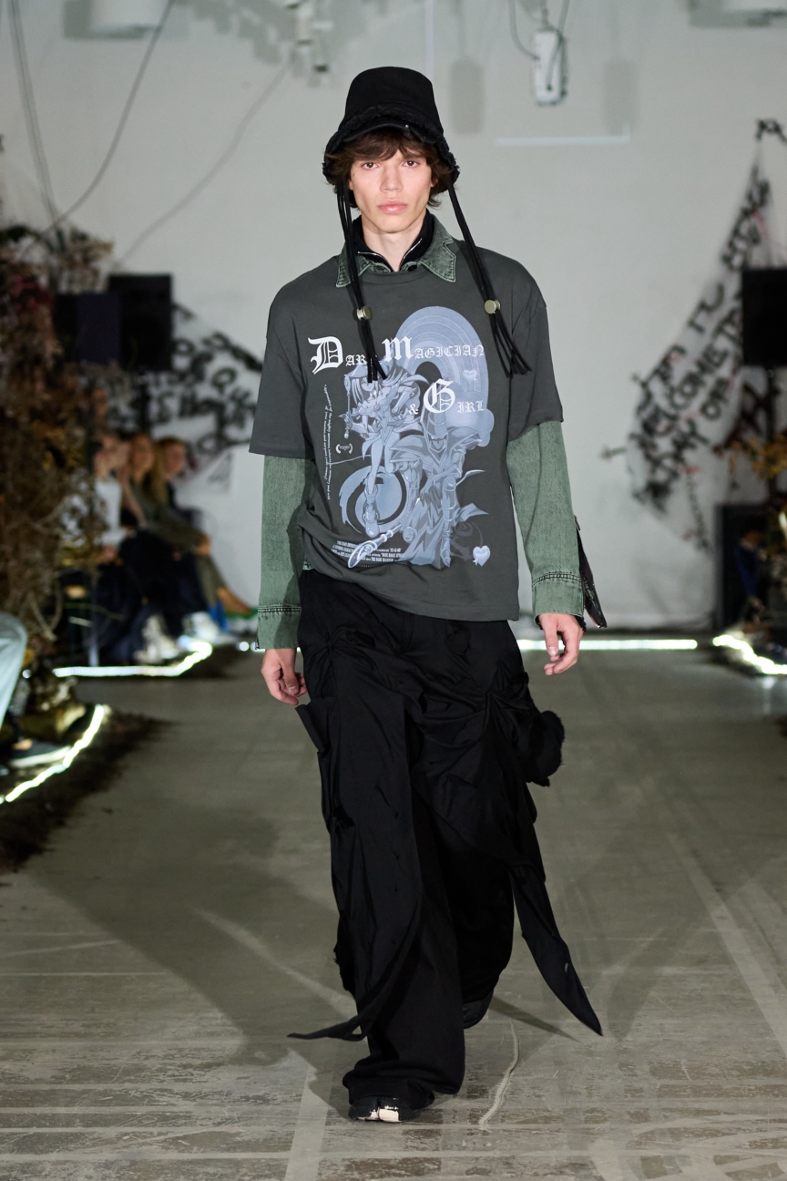 ss26-copenhagen-fashion-week-fine-chaos-runway-2x3-james-cochrane-8