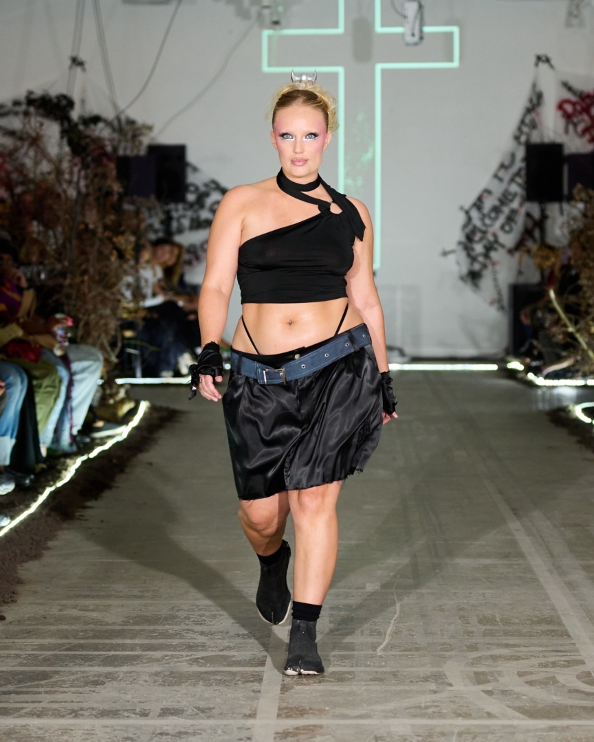 ss26-copenhagen-fashion-week-fine-chaos-runway-4x5-james-cochrane-15