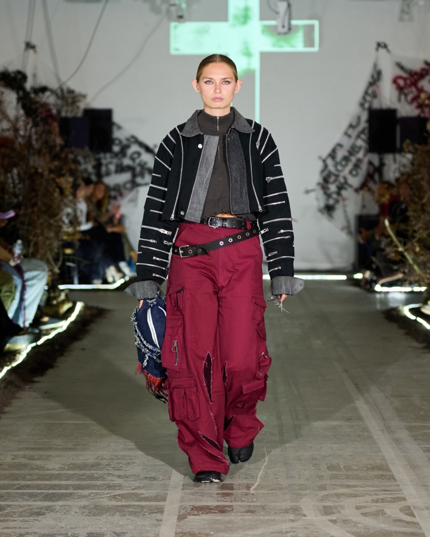 ss26-copenhagen-fashion-week-fine-chaos-runway-4x5-james-cochrane-16