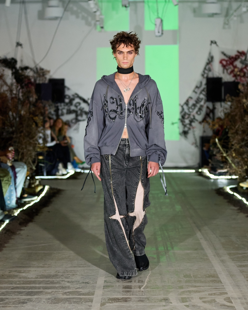 ss26-copenhagen-fashion-week-fine-chaos-runway-4x5-james-cochrane-4
