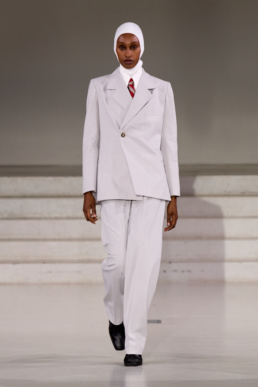 ss26-copenhagen-fashion-week-forza-collective-runway-2x3-james-cochrane-10