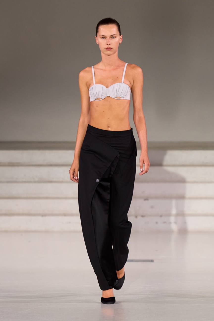 ss26-copenhagen-fashion-week-forza-collective-runway-2x3-james-cochrane-16