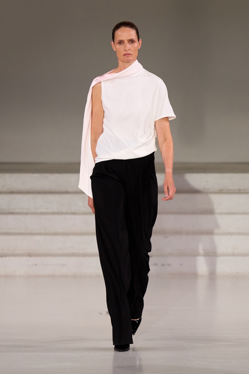 ss26-copenhagen-fashion-week-forza-collective-runway-2x3-james-cochrane-24