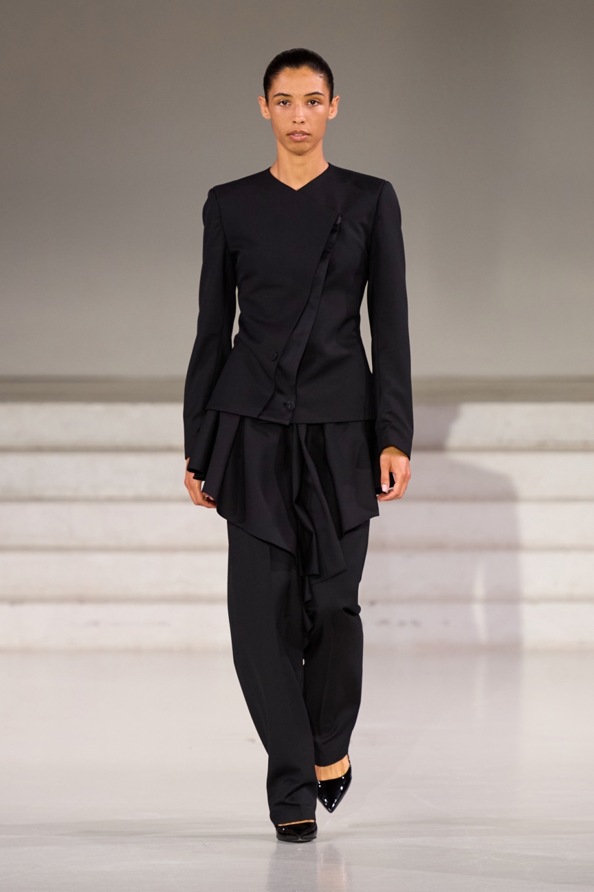 ss26-copenhagen-fashion-week-forza-collective-runway-2x3-james-cochrane-4