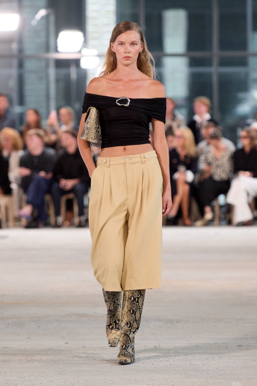ss26-copenhagen-fashion-week-gestuz-runway-2x3-james-cochrane-23
